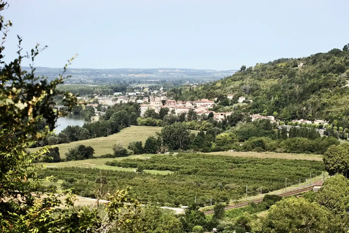 La vallée de la Garonne vue depuis Clermont-Dessous